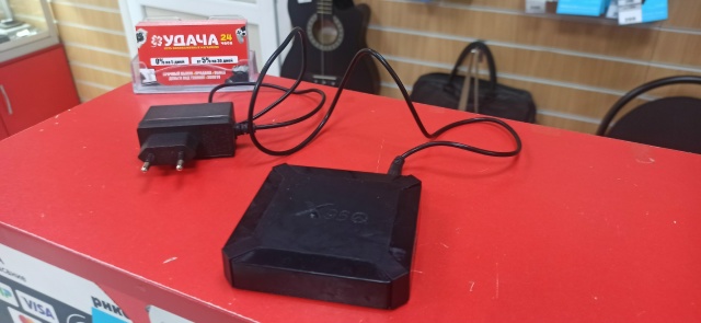 Приставка  X96 Q