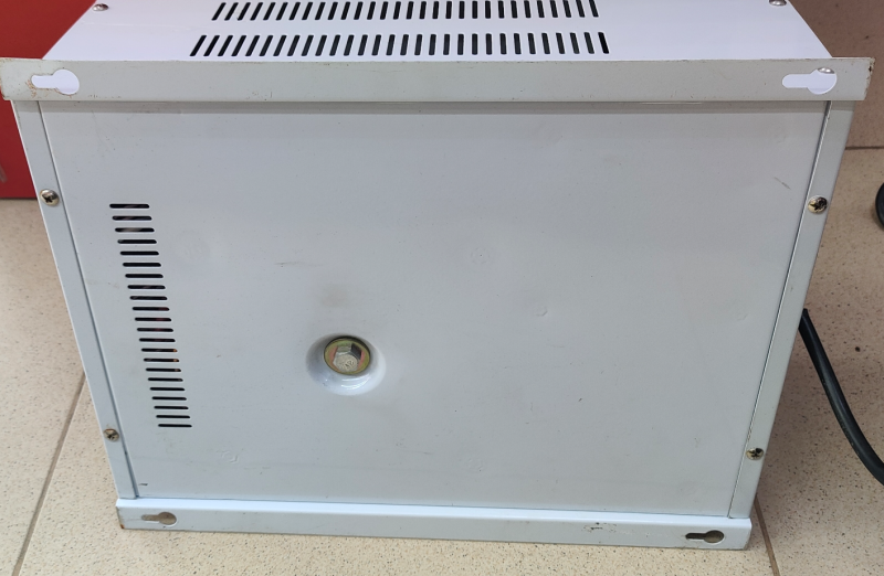 Стабилизатор напряжения стабилизатор Powerman AVS8000